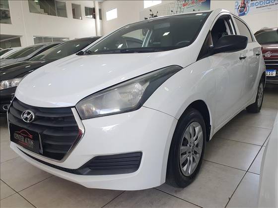 HYUNDAI HB20 1.0 COMFORT PLUS 12V FLEX 4P MANUAL HYUNDAI HB20 1.0 COMFORT PLUS 12V FLEX 4P MANUAL